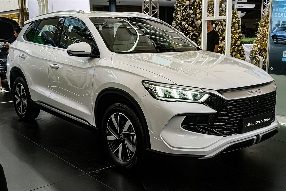 BYD Sealion 5 DM-i Design 18,3 kWh — hybride rechargeable, suv familial chinois vendu en France